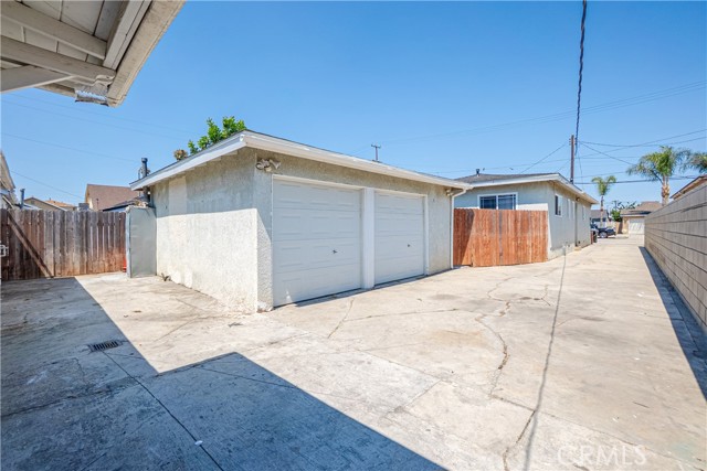 Detail Gallery Image 31 of 36 For 1627 Broad Ave, Wilmington,  CA 90744 - – Beds | – Baths