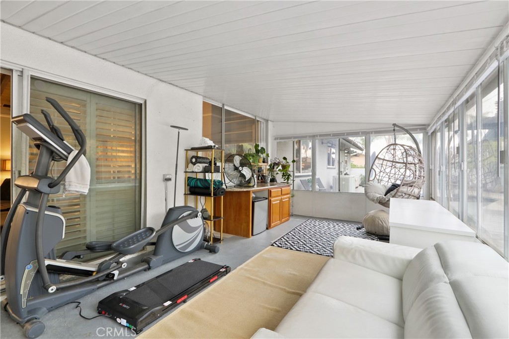 MLS #OC25260013 image #27