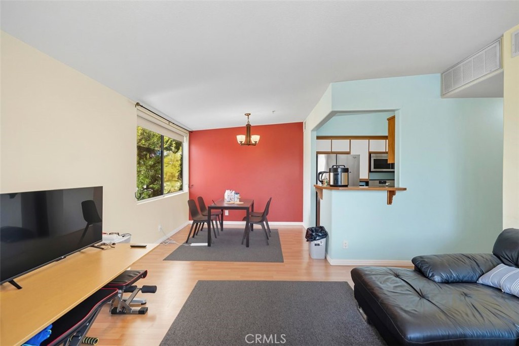 15455 Sherman Way #15