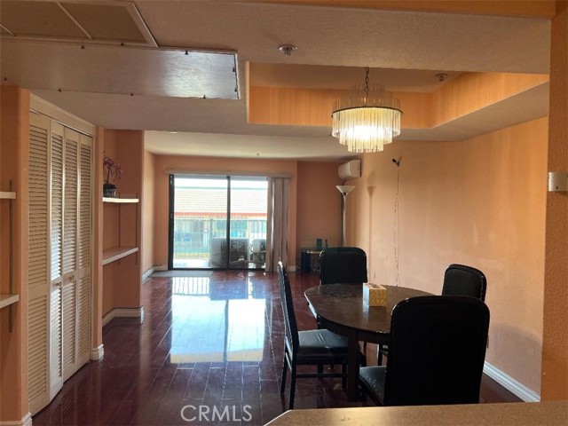 Image 6 of 27 For 321 Orange Avenue 306