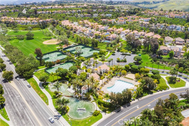48 Siena, Laguna Niguel CA: https://media.crmls.org/medias/e2b0127d-23a2-4a40-ac5b-d8d79d866491.jpg