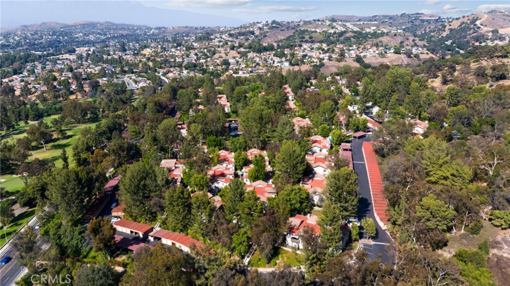 https://media.crmls.org/medias/e2b046ea-e3d5-4f09-b792-c72c9e4a4bd4.jpg?preset=X-Large