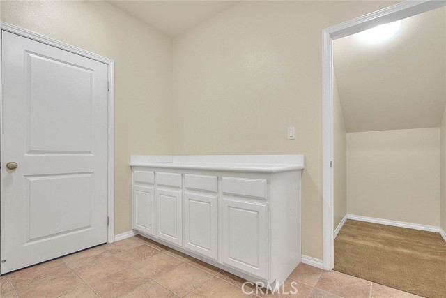 Detail Gallery Image 32 of 59 For 9259 Millionaire Ln, Riverside,  CA 92508 - 5 Beds | 3/1 Baths