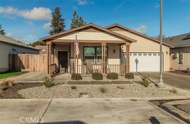 Detail Gallery Image 2 of 31 For 325 Birch Ln, Dinuba,  CA 93618 - 3 Beds | 2 Baths