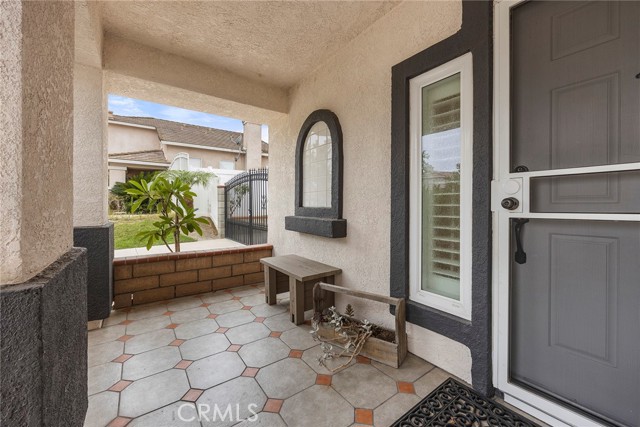 938 Cheyenne Road, Corona CA: https://media.crmls.org/medias/e2b0bca5-d09f-459c-ac03-bcd58cc54e5c.jpg