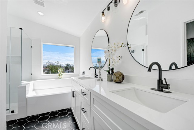 Detail Gallery Image 11 of 16 For 812 Early Dawn, San Jacinto,  CA 92582 - 4 Beds | 2/1 Baths