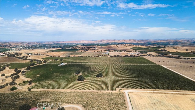 Detail Gallery Image 13 of 14 For 1600 Adobe Road, Paso Robles,  CA 93446 - – Beds | – Baths