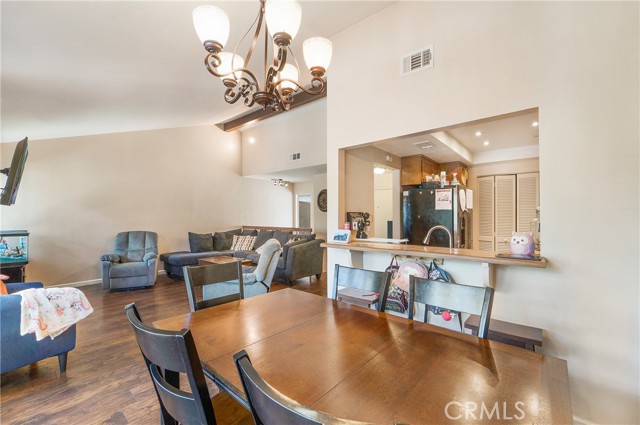 Detail Gallery Image 5 of 27 For 1405 Pinon Pl #3,  Fullerton,  CA 92835 - 3 Beds | 2 Baths