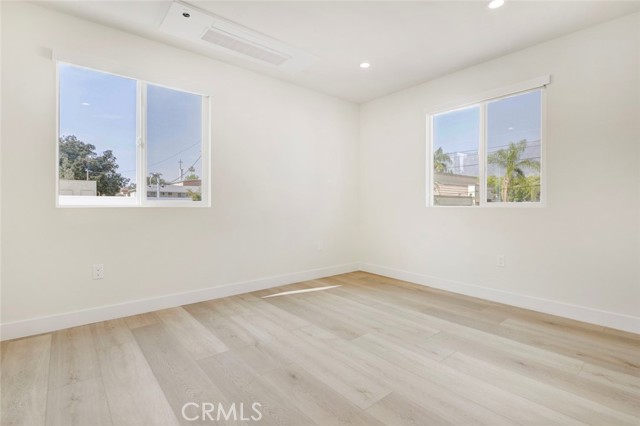 Detail Gallery Image 17 of 21 For 1070 Allen Ave #C,  Glendale,  CA 91201 - 2 Beds | 1/1 Baths