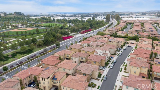 155 Bryce Run, Lake Forest CA: https://media.crmls.org/medias/e2b5b1a6-7e83-4e5c-bc29-08eb17b468c9.jpg
