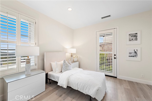 E2b710d1 C9cf 4243 B792 E9ba2b191d22