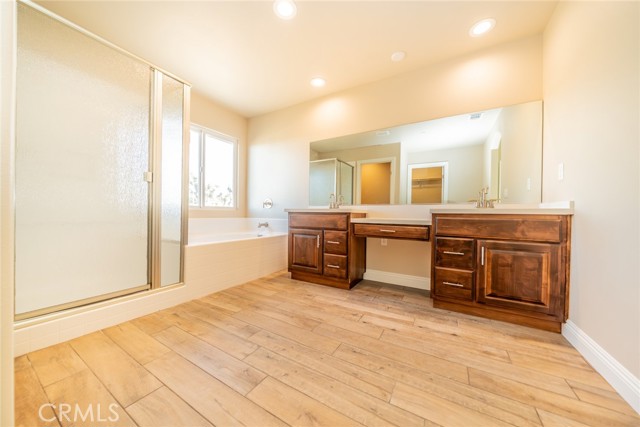 Detail Gallery Image 31 of 44 For 1275 Hollister, Pinon Hills,  CA 92372 - 4 Beds | 2 Baths