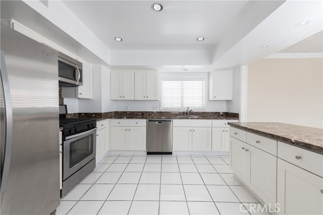 E2b864ad B8cb 4689 A773 A389a6040b78