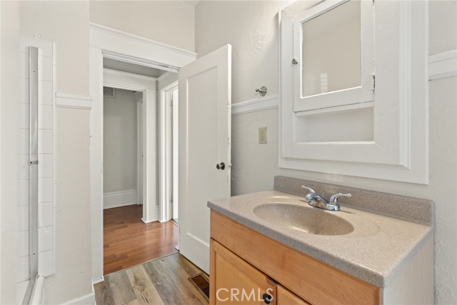 Detail Gallery Image 19 of 26 For 1224 Locust, Chico,  CA 95928 - 4 Beds | 2 Baths