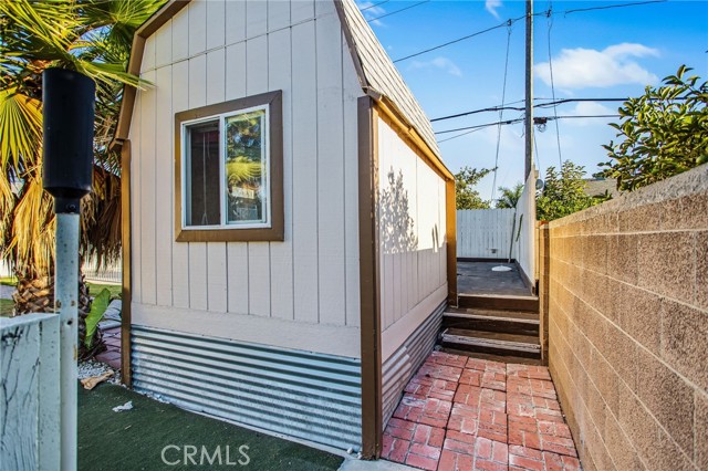 645 S Archer Street, Anaheim CA: https://media.crmls.org/medias/e2b893df-cb25-4d85-9c6c-4666be658bdb.jpg
