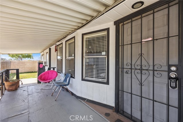 Detail Gallery Image 6 of 40 For 4 Dogwood Ln, Bakersfield,  CA 93308 - 3 Beds | 2 Baths