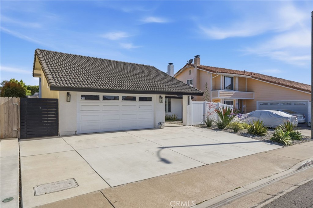 MLS #OC26121492 image #2