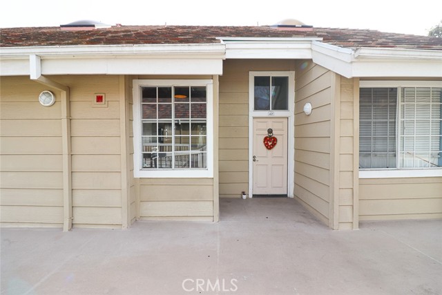 Detail Gallery Image 17 of 32 For 20331 Bluffside Cir #417,  Huntington Beach,  CA 92646 - 3 Beds | 2 Baths