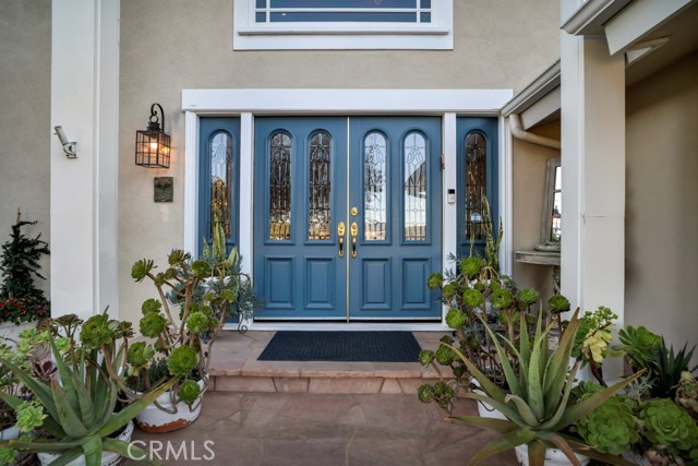 Detail Gallery Image 2 of 31 For 24630 Kittridge St, West Hills,  CA 91307 - 5 Beds | 3 Baths