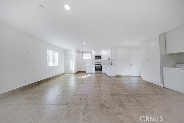 Detail Gallery Image 11 of 17 For 2954 Hermosa Ave a,  La Crescenta,  CA 91214 - 0 Beds | 1 Baths