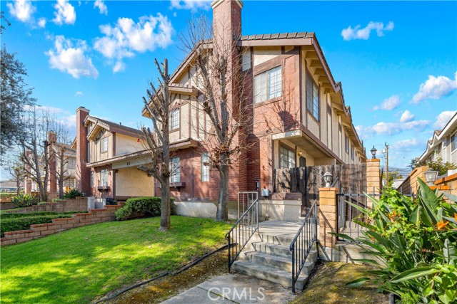 Detail Gallery Image 4 of 33 For 21 California St #H,  Arcadia,  CA 91006 - 2 Beds | 2/1 Baths