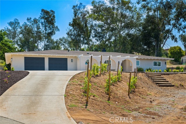 Detail Gallery Image 4 of 47 For 1001 Richland Rd, San Marcos,  CA 92069 - 4 Beds | 3 Baths