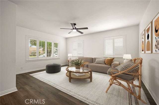 2871 Adriatic Avenue, Long Beach CA: https://media.crmls.org/medias/e2bc1d1b-40ee-4544-8b04-e028db04e310.jpg