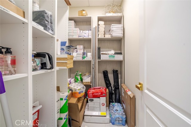  Commercial for Sale in Encino, California