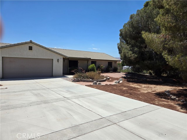 Detail Gallery Image 2 of 50 For 18611 Cherry St, Hesperia,  CA 92345 - 3 Beds | 2 Baths