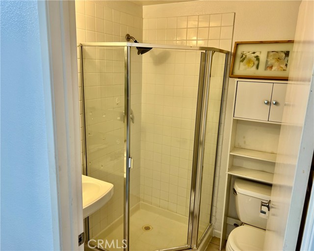 580 W Main, Alhambra CA: https://media.crmls.org/medias/e2bd4380-6016-40f8-8c04-d194d5ccfe19.jpg