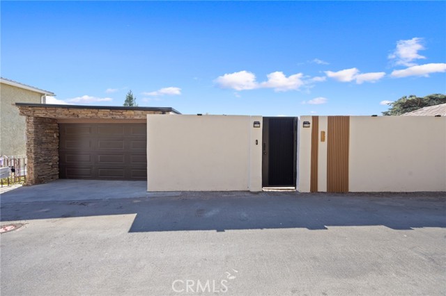 3233 Tareco Drive, Los Angeles CA: https://media.crmls.org/medias/e2bd6250-1328-4e01-9040-4b1a5dbdccd6.jpg