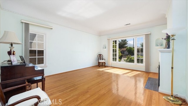 Detail Gallery Image 6 of 42 For 1511 Coolidge Ave, Pasadena,  CA 91104 - 4 Beds | 2 Baths