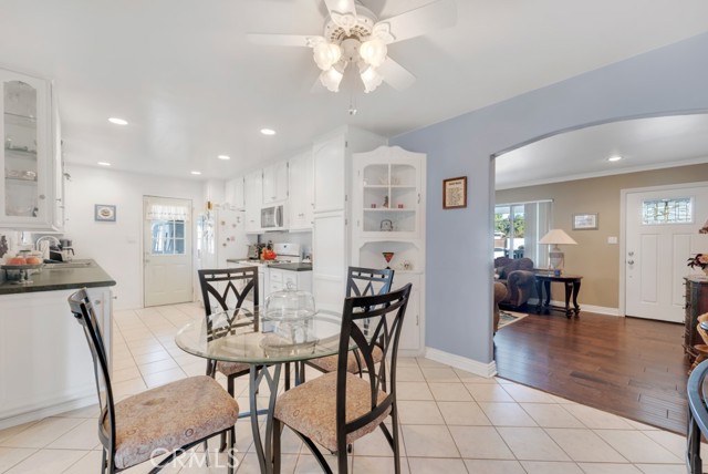 Detail Gallery Image 6 of 38 For 3307 Cole, Simi Valley,  CA 93063 - 4 Beds | 2 Baths