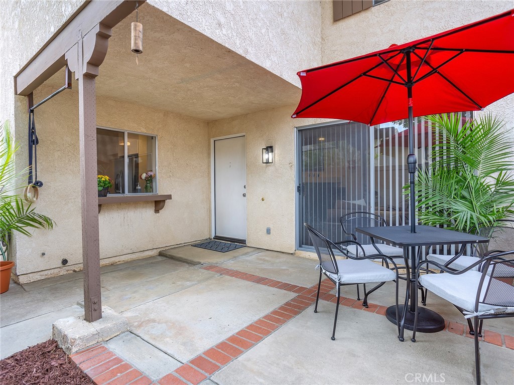 10341 Canoga Avenue #3