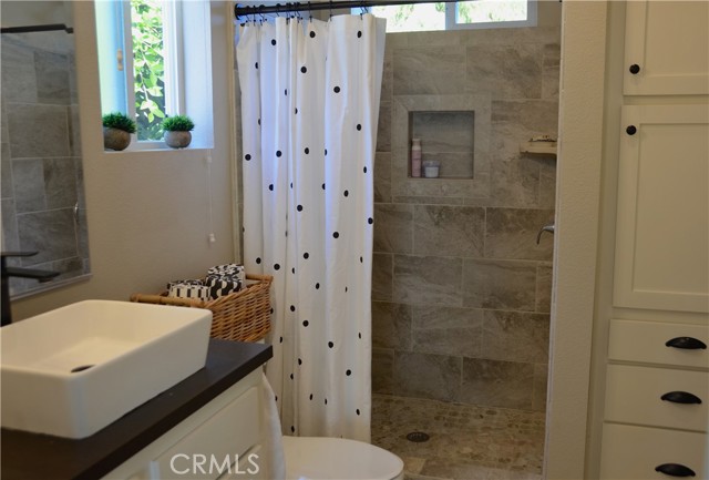Detail Gallery Image 13 of 22 For 298 Lexington Circle, Newport Beach,  CA 92660 - 2 Beds | 2 Baths