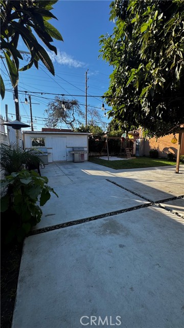 806 E 91st, Los Angeles CA: https://media.crmls.org/medias/e2be7a8d-d2c5-4e78-991c-2472fb91d1fc.jpg