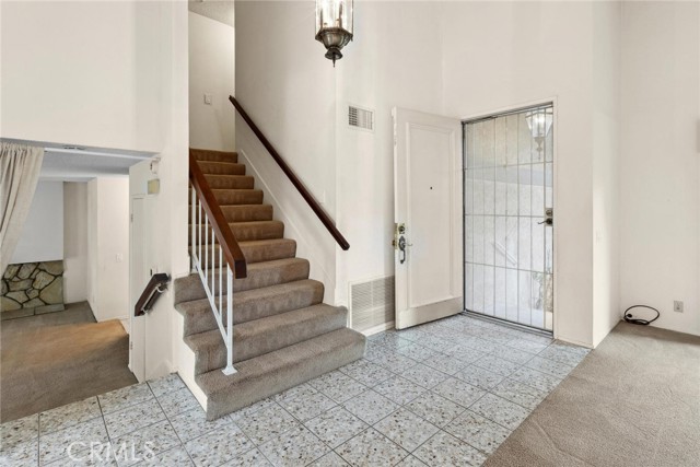 Detail Gallery Image 6 of 41 For 2202 Mont Blanc Cir, Placentia,  CA 92870 - 4 Beds | 2/1 Baths