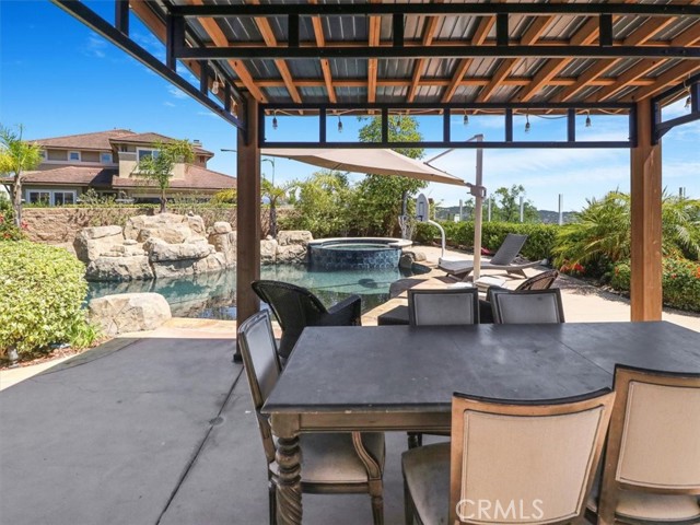 24049 Skyline, Mission Viejo CA: https://media.crmls.org/medias/e2bfb38a-da11-4f1d-bd08-4c5c7e5522e9.jpg