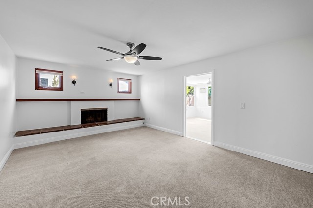6619 Alcala Knolls Drive, San Diego CA: https://media.crmls.org/medias/e2bfc712-0bfb-4b34-9b12-5a52989a894a.jpg