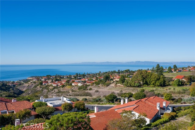 6542 Ocean Crest Drive, Rancho Palos Verdes, California 90275, 2 Bedrooms Bedrooms, ,1 BathroomBathrooms,Residential,Sold,Ocean Crest,PV22001963