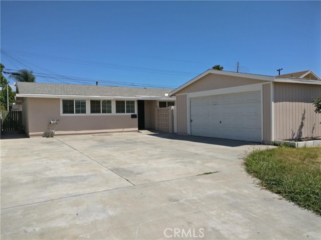 1024 N Orange Blossom Ave, La Puente, CA 91746