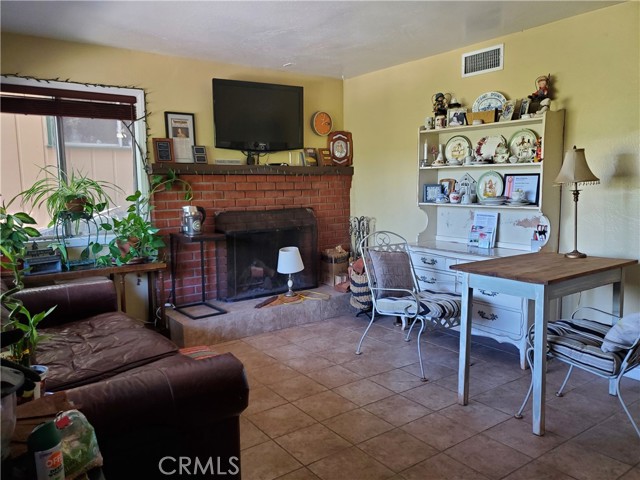 Detail Gallery Image 17 of 27 For 23853 N Bowl Rd, Crestline,  CA 92325 - 3 Beds | 2 Baths