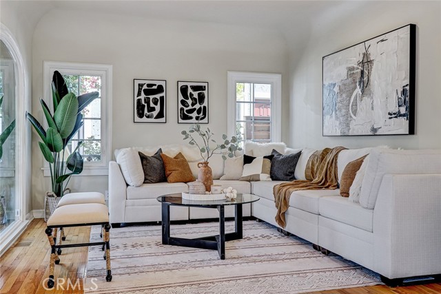 Detail Gallery Image 15 of 75 For 104 Saint Joseph Ave, Long Beach,  CA 90803 - 5 Beds | 3 Baths