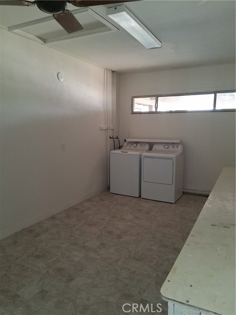 Detail Gallery Image 13 of 19 For 26460 Girard St, Hemet,  CA 92544 - 3 Beds | 2 Baths