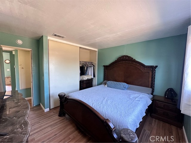 Detail Gallery Image 7 of 11 For 2388 W Oakland Ave, Hemet,  CA 92545 - 2 Beds | 1 Baths