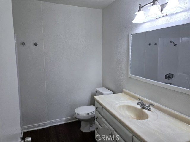 Detail Gallery Image 8 of 13 For 1101 W Macarthur Blvd #219,  Santa Ana,  CA 92707 - 2 Beds | 1 Baths