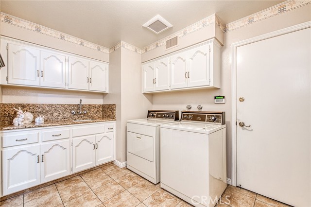 Detail Gallery Image 32 of 60 For 2727 Bluff Ave #117,  Fresno,  CA 93711 - 4 Beds | 2/1 Baths