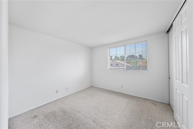 Image 29 of 40 For 39323 Corte Alisos