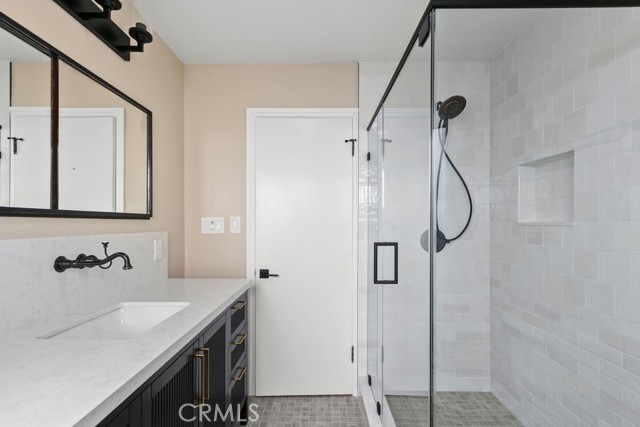 Detail Gallery Image 15 of 23 For 313 Larkspur, Corona Del Mar,  CA 92625 - 3 Beds | 2 Baths