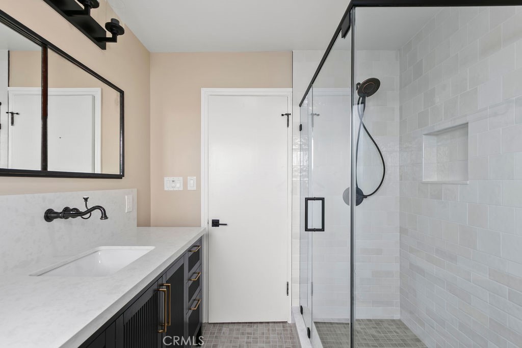 MLS #NP25268505 image #14